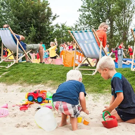 Prázdninový areál Kompas Camping *
